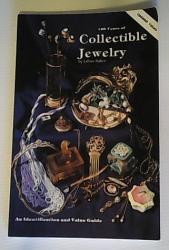 Billede af bogen 100 Years of Collectible Jewelry (1850-1950)
