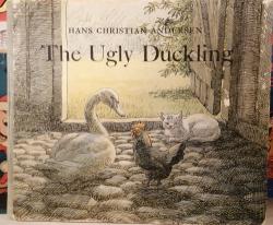 Billede af bogen the Ugly Duckling