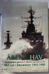 Billede af bogen Åbent hav. Mit liv i Søværnet 1945-1990. Viceadmiral Jørgen F. Borks erindringer. 